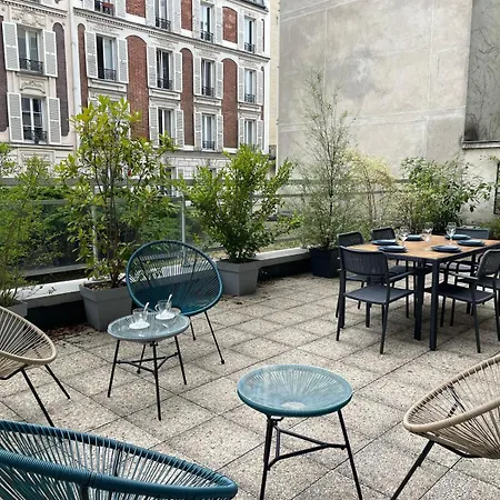 Branded New 4 Bdrs Flat - Huge Terrace - Prime Loc * Párizs