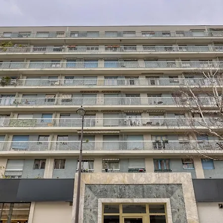 Apartmán Branded New 4 Bdrs Flat - Huge Terrace - Prime Loc *