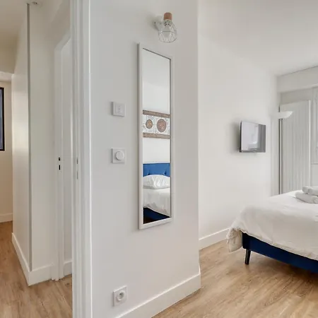 Apartmán Branded New 4 Bdrs Flat - Huge Terrace - Prime Loc *